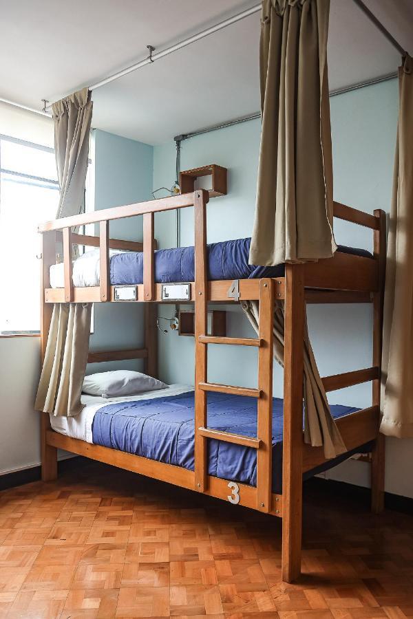 Black Llama Hostel Miraflores Ліма Екстер'єр фото